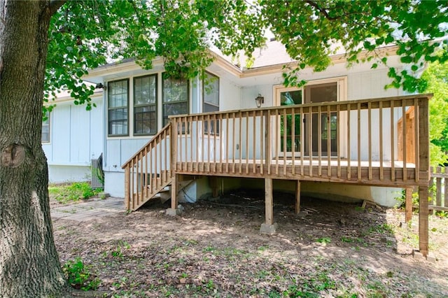 2109 NW Hidden Pointe Ct, Blue Springs, MO 64015 - rear view of house with a wooden deck