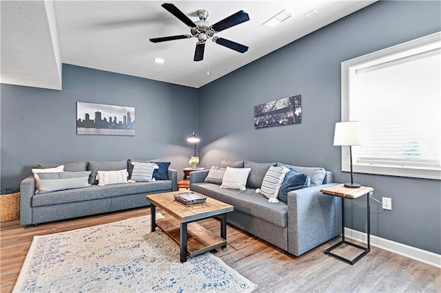 15841 Shawnee Dr, Overland Park, KS 66223 - living area featuring wood finished floors, a ceiling fan, baseboards, and recessed lighting