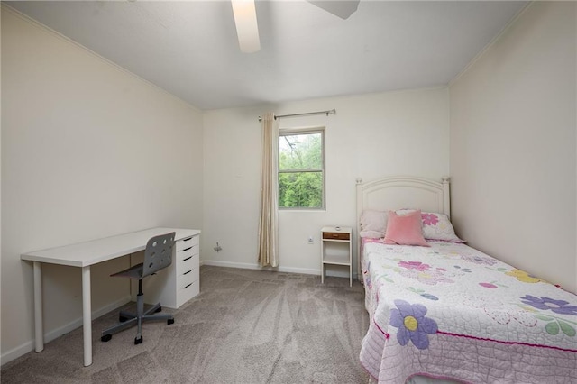 bedroom featuring carpet flooring, ceiling fan, crown molding, and baseboards
