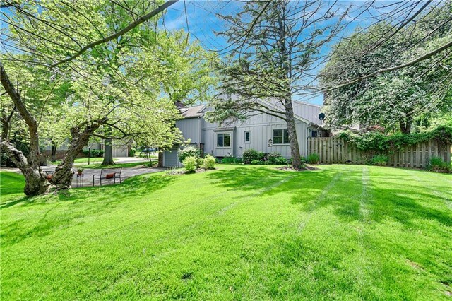4300 W 112th Ter, Leawood, KS 66211 - view of yard