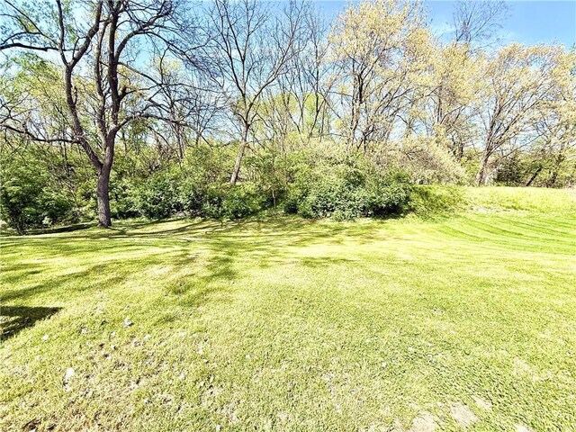 313 E 8th St, Maryville, MO 64468 - photo 12
