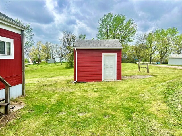 15823 Colorado Pl, Princeton, MO 64673 - view of grassy yard with a storage unit