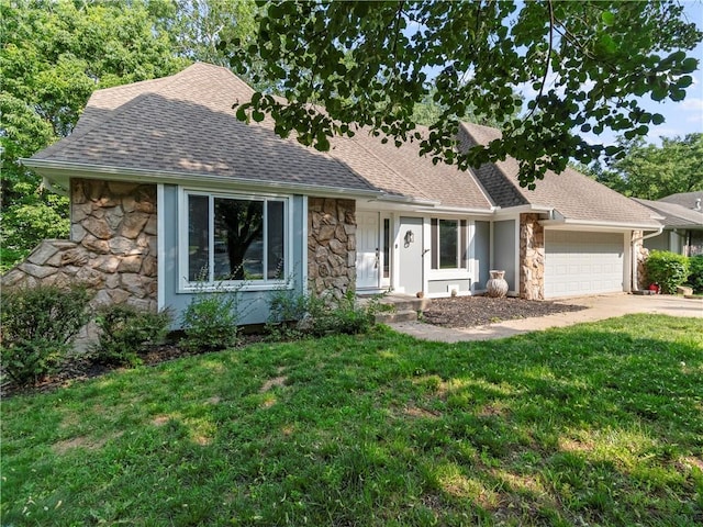 8103 N Oregon Dr, Kansas City, MO 64151 - photo 1