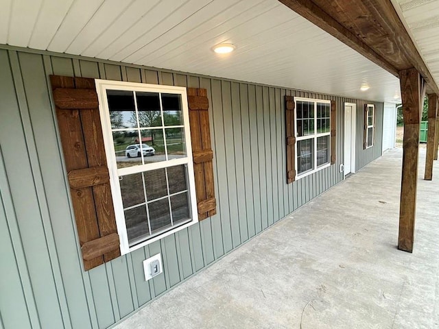view of patio featuring a porch