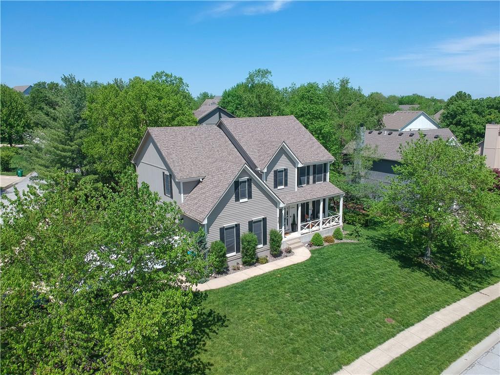 920 SW Blazing Star Dr, Lees Summit, MO 64081 - photo 1