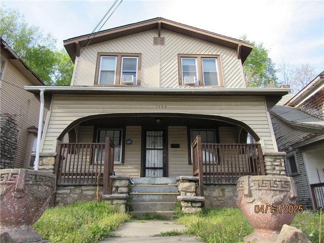 view of front of house featuring covered porch