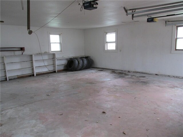 820 Custer St, Trenton, MO 64683 - garage featuring a garage door opener