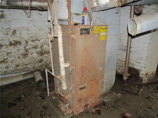 820 Custer St, Trenton, MO 64683 - utilities featuring heating unit