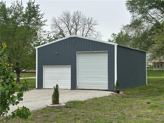 view of detached garage