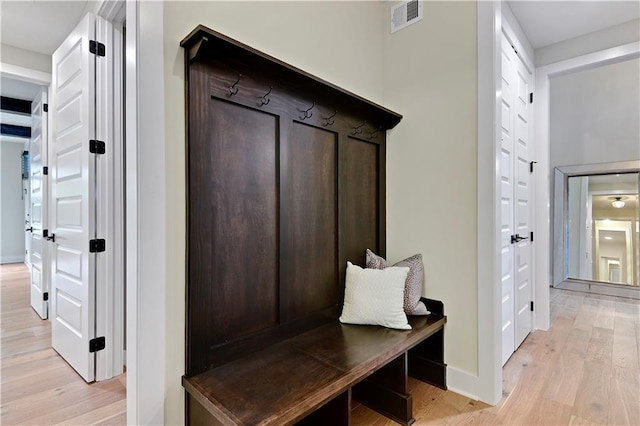 11212 W 170th Pl, Overland Park, KS 66221 - mudroom with light wood-type flooring and baseboards