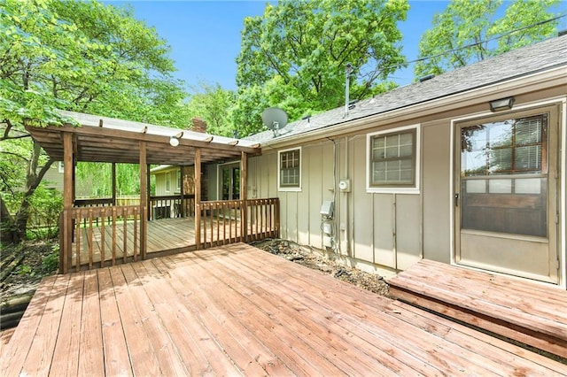 2217 Kingman St, Leavenworth, KS 66048 - view of deck