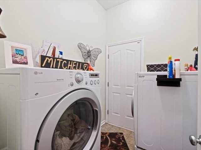 11179 S Summit St, Olathe, KS 66062 - washroom with tile patterned flooring, laundry area, and washer and dryer