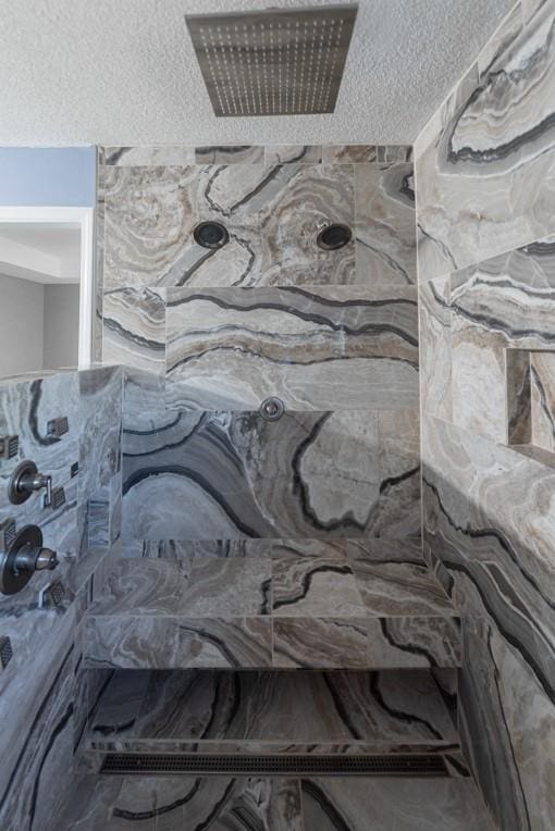 6512 N Fisk Ct, Kansas City, MO 64151 - detailed view of a shower