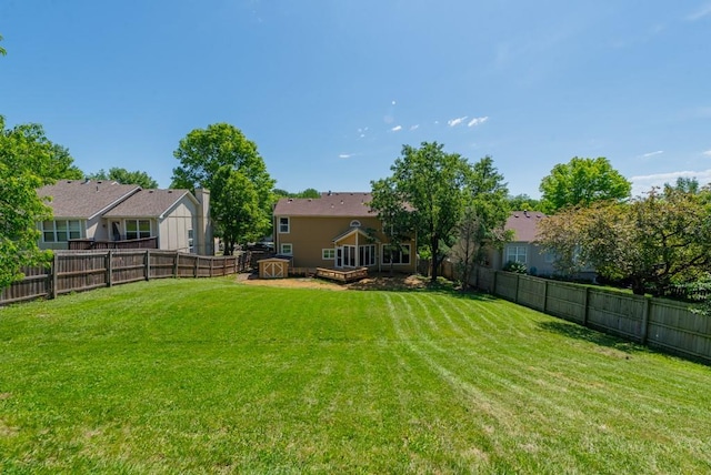 6512 N Fisk Ct, Kansas City, MO 64151 - view of yard
