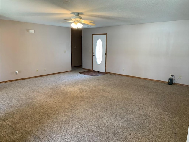 1019 S Hugh St, Frontenac, KS 66763 - unfurnished room with light colored carpet and ceiling fan