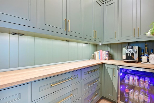 bar with wine cooler