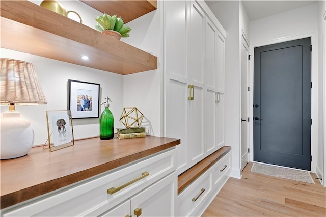 mudroom featuring light wood-style flooring