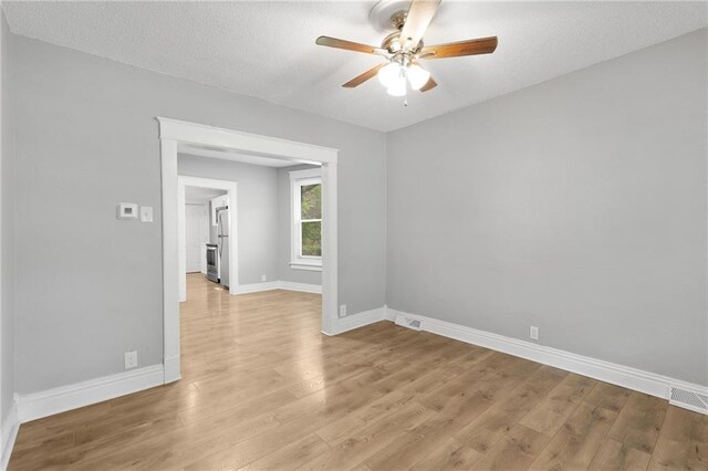 425 N Drury Ave, Kansas City, MO 64123 - photo 4