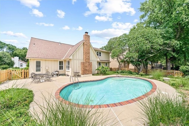4071 SW Royale Ct, Lees Summit, MO 64082 - view of pool with a patio and a fenced backyard