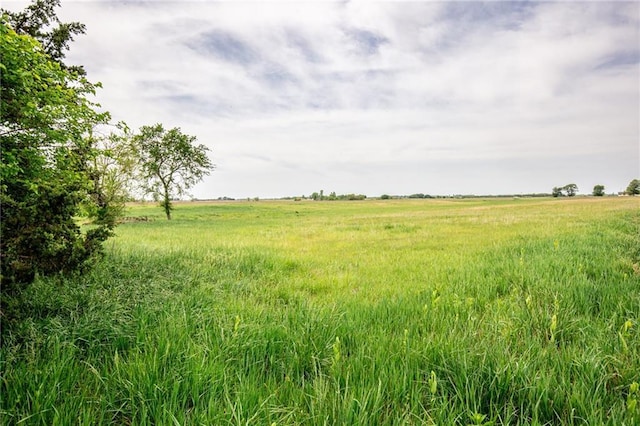 1051 Eisenhower Rd, Princeton, KS 66078 - photo 1