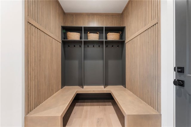 10675 W 142nd Ter, Overland Park, KS 66221 - mudroom featuring wood finished floors