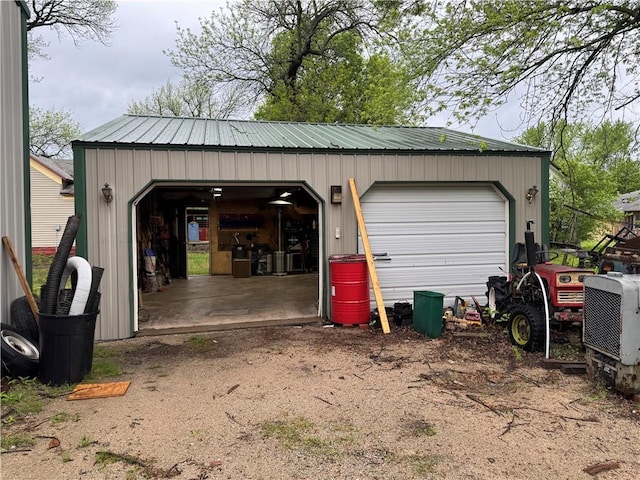 view of detached garage