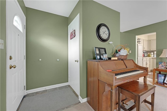 1003 Leone Ave, Sedalia, MO 65301 - foyer featuring baseboards and carpet