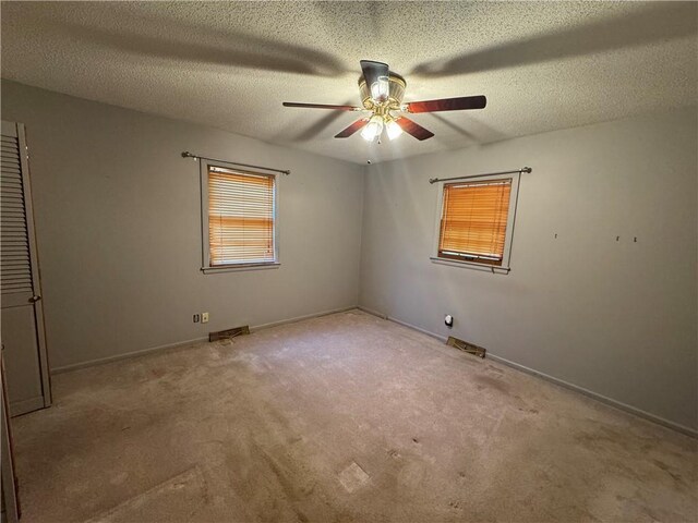 8916 E 57th St, Raytown, MO 64133 - photo 13