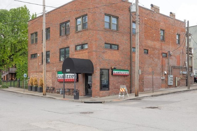 1023 Pacific St, Kansas City, MO 64106 - photo 41