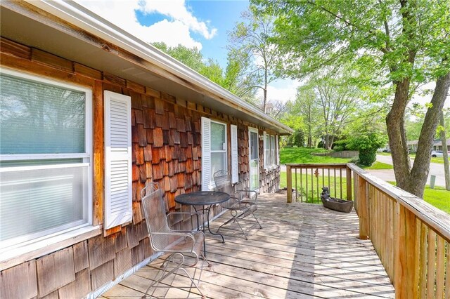 400 N Boardman St, Pleasant Hill, MO 64080 - view of wooden terrace
