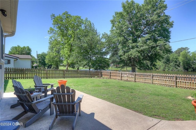 view of patio featuring a fenced backyard