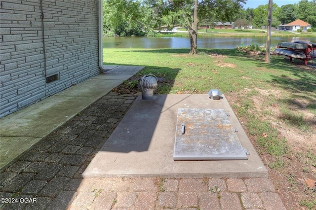 view of yard with a water view