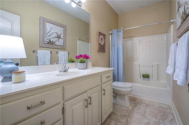full bath with toilet, baseboards, shower / tub combo with curtain, tile patterned flooring, and vanity