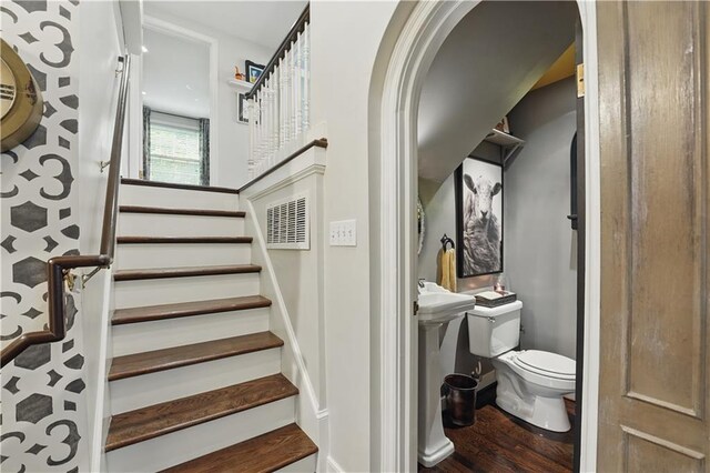 6116 W 61st Ter, Mission, KS 66202 - staircase featuring wood finished floors