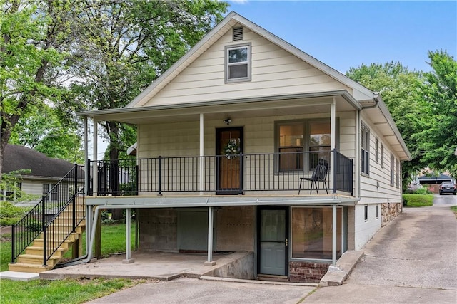 2521 W 47th Ter, Westwood, KS 66205 - view of front of property featuring stairs
