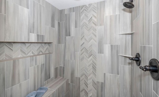 25054 W 141st St, Olathe, KS 66061 - bathroom featuring a tile shower
