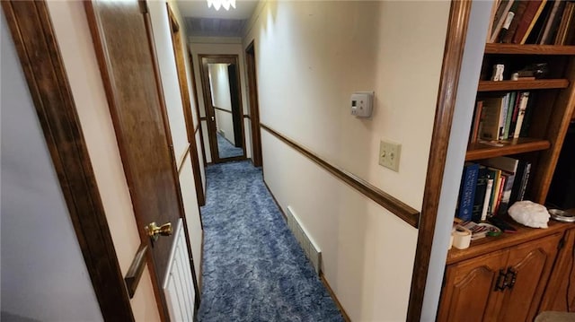 2704 S Taylor St, Pittsburg, KS 66762 - hallway featuring carpet