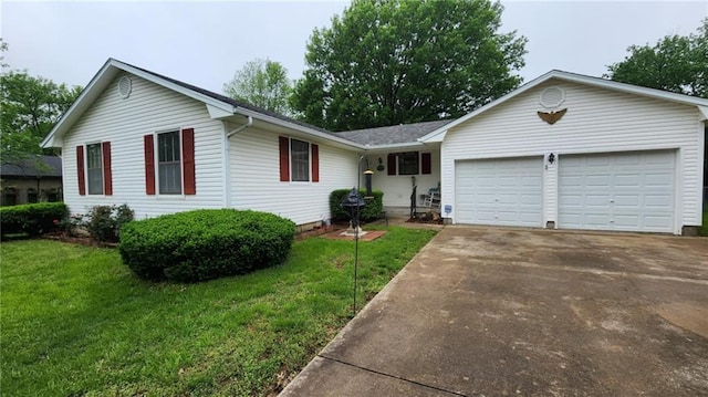 2704 S Taylor St, Pittsburg, KS 66762 - ranch-style house with an attached garage, driveway, and a front yard