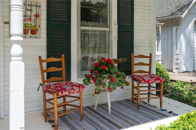 balcony featuring a porch