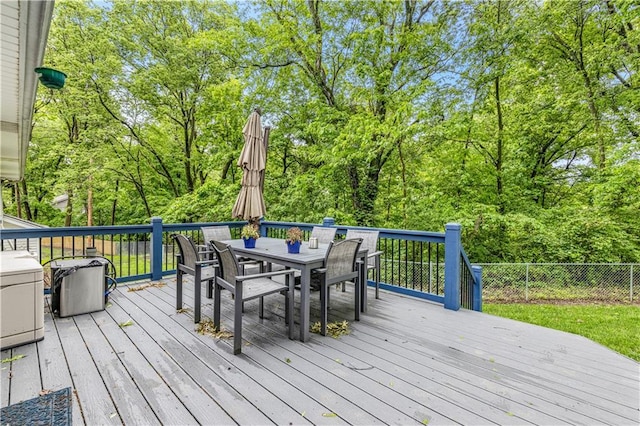 8739 Lafayette Ave, Kansas City, KS 66109 - wooden terrace with outdoor dining space