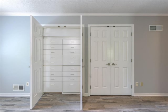 11801 Avila Dr, Kansas City, MO 64114 - view of closet