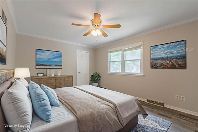 11801 Avila Dr, Kansas City, MO 64114 - bedroom featuring wood finished floors, ornamental molding, and a ceiling fan