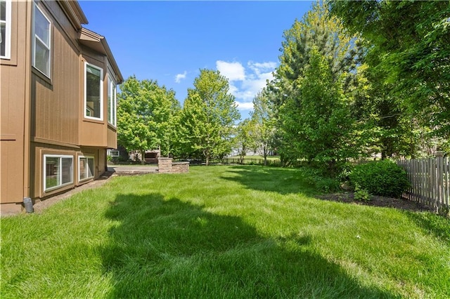 7406 W 145th Ter, Overland Park, KS 66223 - view of yard