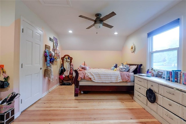 bedroom featuring recessed lighting, a ceiling fan, vaulted ceiling, and light wood-style flooring