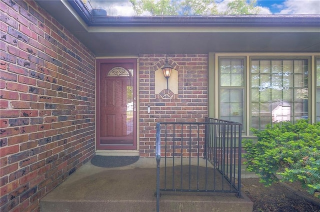 3913 Stonewall Ave, Independence, MO 64055 - entrance to property featuring covered porch and brick siding