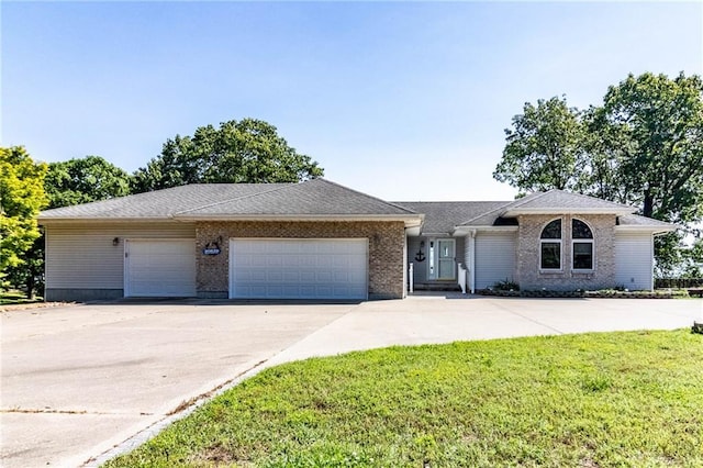 30828 Nomad Dr, Warsaw, MO 65355 - photo 1