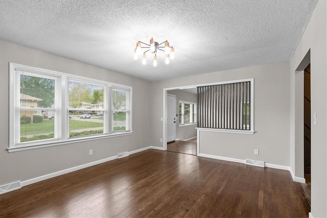 11709 Delmar Dr, Kansas City, MO 64134 - photo 9