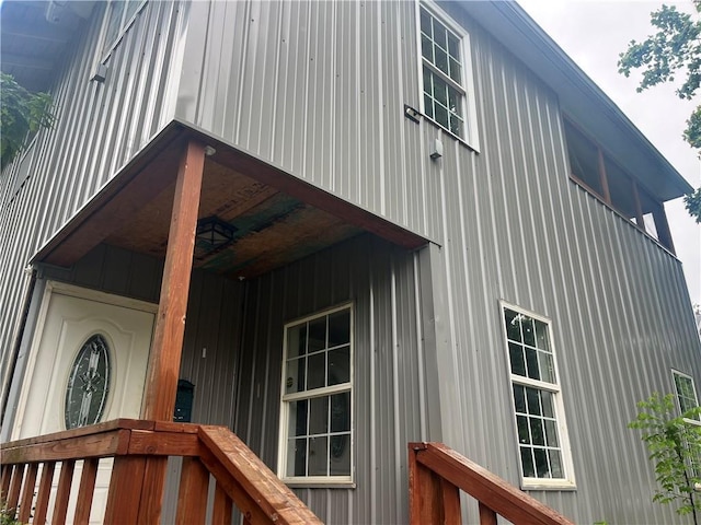 101 S Andrick St, Fort Scott, KS 66701 - view of side of home