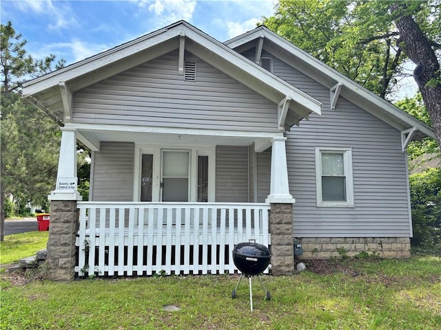 view of front of property with a porch