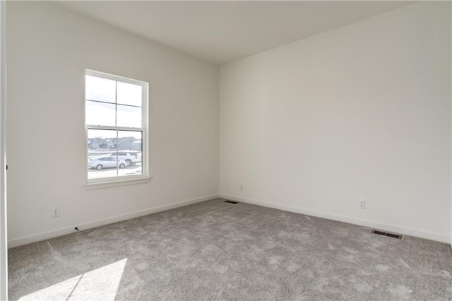 16502 S Stagecoach St, Olathe, KS 66062 - unfurnished room featuring carpet and baseboards